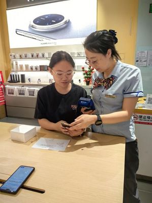 呼和浩特市總工會啟動“工會促消費(fèi) 會員享普惠”活動，數(shù)碼產(chǎn)品消費(fèi)熱潮來襲