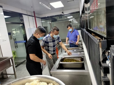 南川區(qū)市場監(jiān)督管理局開展2021年高（中）考及學(xué)業(yè)水平考試期間餐飲食品安全專項(xiàng)檢查行動(dòng)